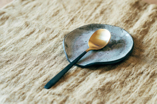 Black Indra Spoon Rest - Studio Agni